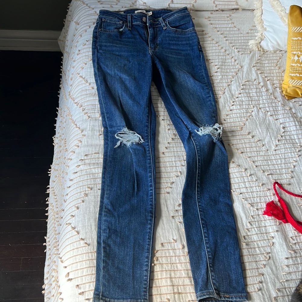 Levi’s 721 High Rise Skinny Jeans
